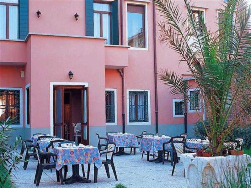 Hotel Tre Archi Veneţia Exterior foto
